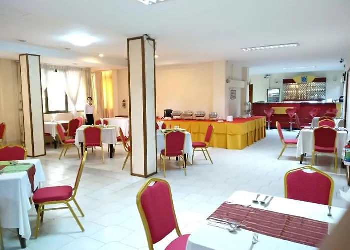 Eden Palace Hotel