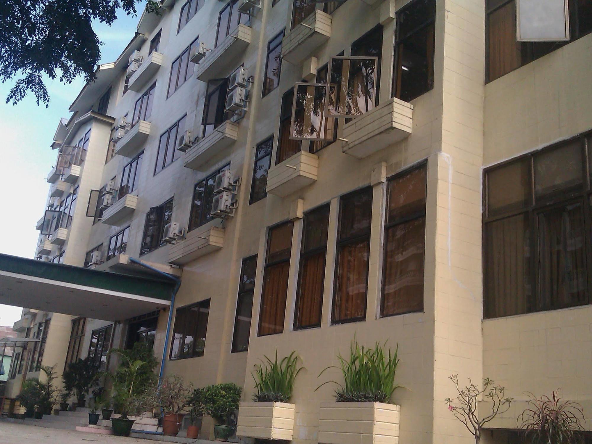 Hotel Eden Palace Yangón